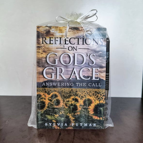 Reflections on God's Grace - Answering the Call by Sylvia Putman, Book/Journal Bundle